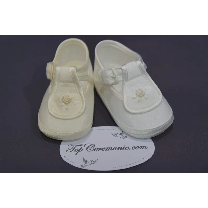 Chaussures babies baptême tissus blanc ou ivoire