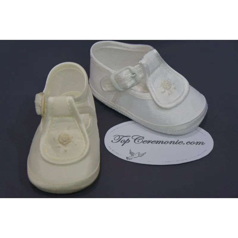 Chaussures babies baptême tissus blanc ou ivoire