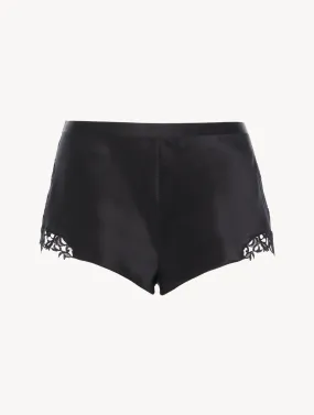 Culotte en soie noire avec frastaglio en macramé