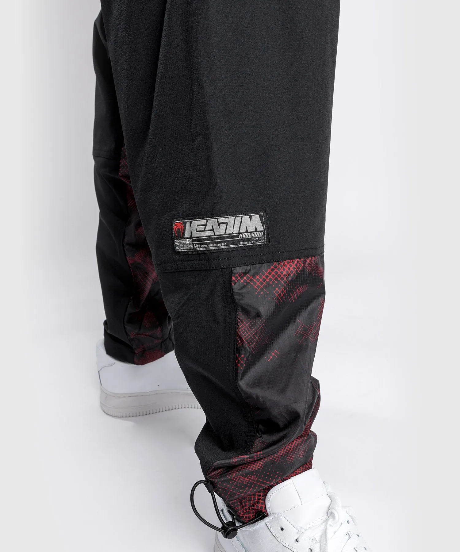 Pantalon de Jogging Venum Laser XT - Oversize - Noir/Rouge