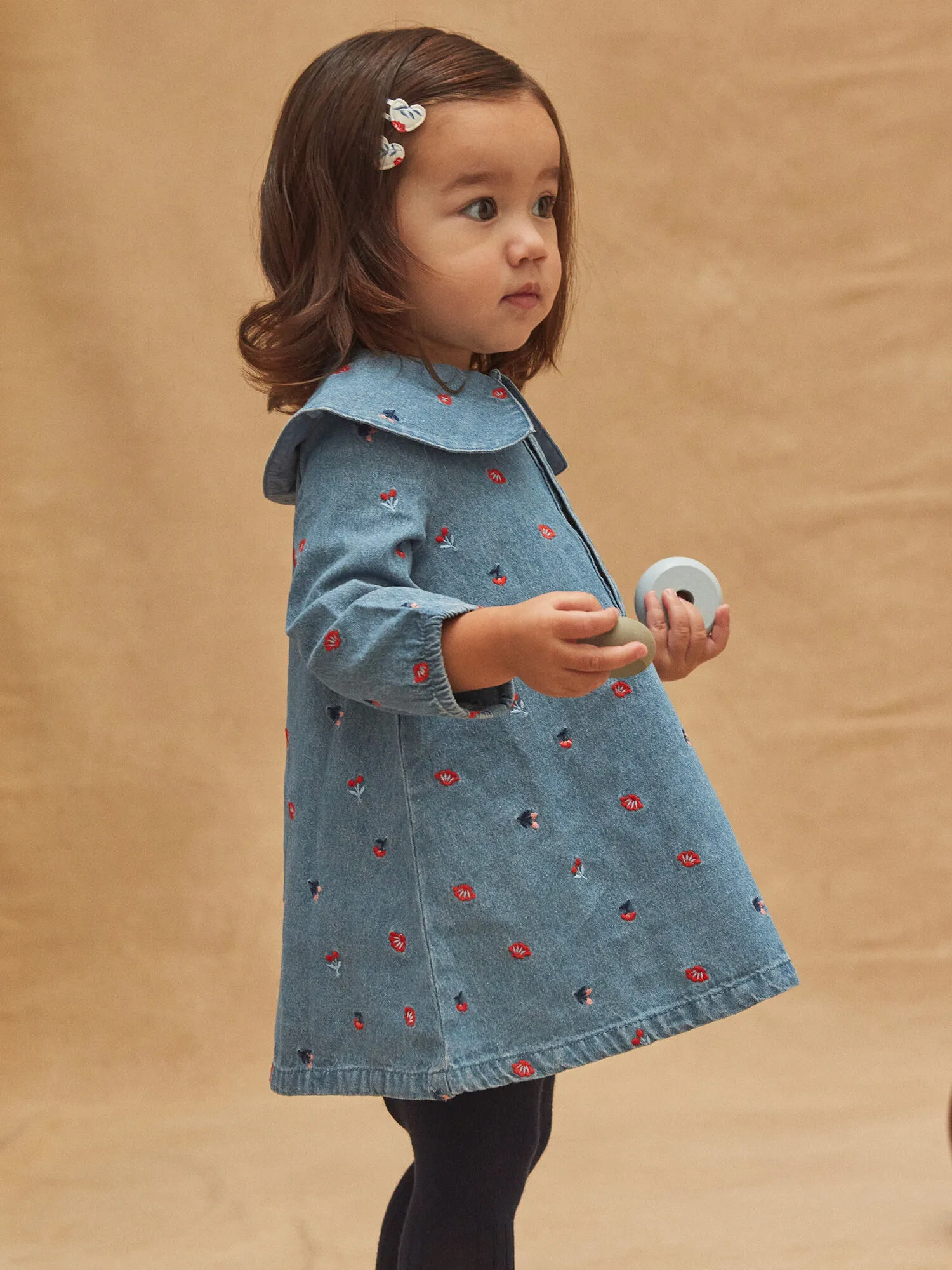 Robe en denim avec col claudine